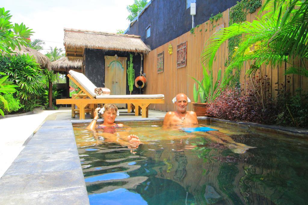 Pantai Karang Hotel Gili Trawangan Exterior foto